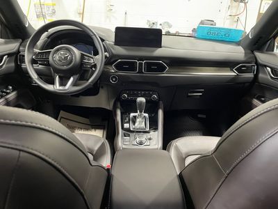 2025 Mazda CX-5 - Photo 12