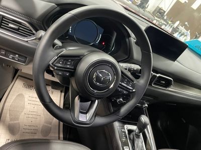 2025 Mazda CX-5 - Photo 19