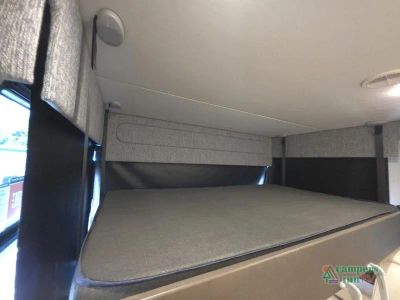2025 Newmar Bay Star — photo 39 view