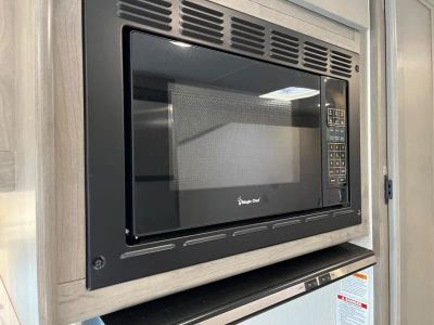 2021 Coachmen RV Freelander - Photo 18