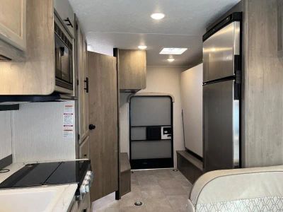 2021 Coachmen RV Freelander - Photo 11