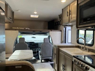 2021 Coachmen RV Freelander - Photo 12