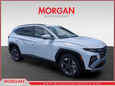 2026 Hyundai TUCSON SEL in Serenity White Pearl — front three-quarter view