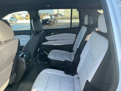 2026 Chevrolet Traverse - Photo 17