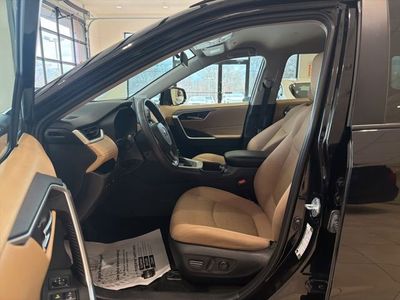 2024 Toyota RAV4 XLE - Photo 9