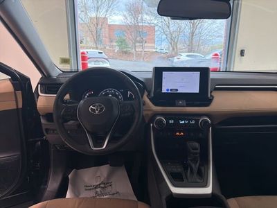 2024 Toyota RAV4 XLE - Photo 16