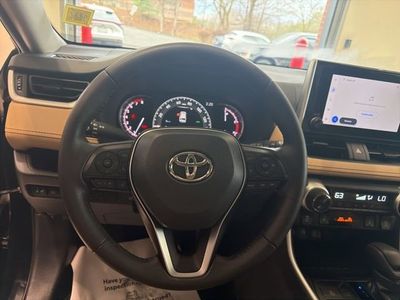 2024 Toyota RAV4 XLE - Photo 15