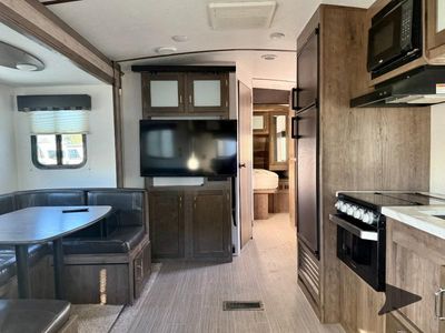 2020 Keystone RV Passport GT — photo 11 view