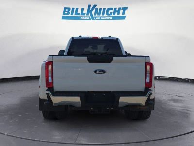 2025 Ford F-350SD — interior view