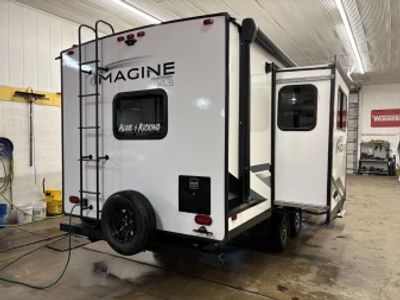 2022 Grand Design Imagine XLS - Photo 4