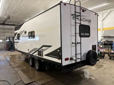2022 Grand Design Imagine XLS - Photo 6