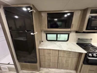 2022 Grand Design Imagine XLS - Photo 17