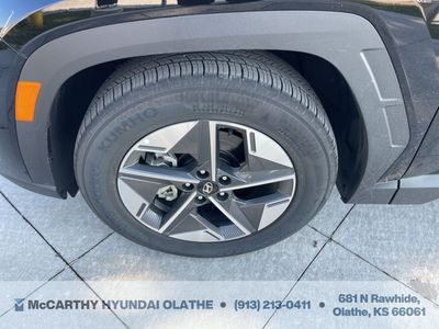 2025 Hyundai Tucson — photo 18 view