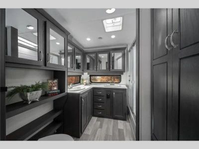 2024 Shasta RVs Phoenix - Photo 36