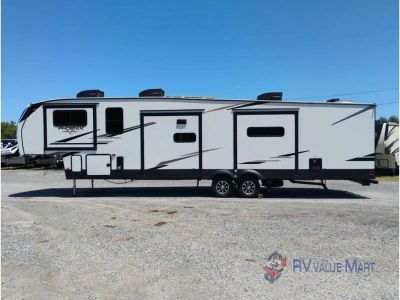 2024 Shasta RVs Phoenix - Photo 6