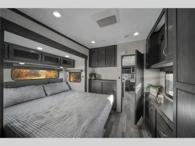 2024 Shasta RVs Phoenix - Photo 35