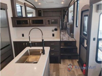 2024 Shasta RVs Phoenix - Photo 22