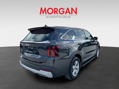 2026 Kia Sorento — photo 8 view
