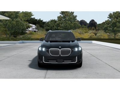2026 BMW X5 xDrive40i — rear three-quarter view