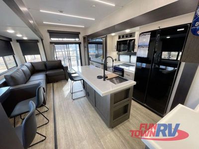 2025 Forest River RV Cherokee Arctic Wolf - Photo 12