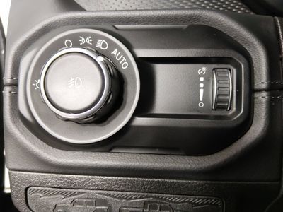 2024 Jeep Wrangler - Photo 13