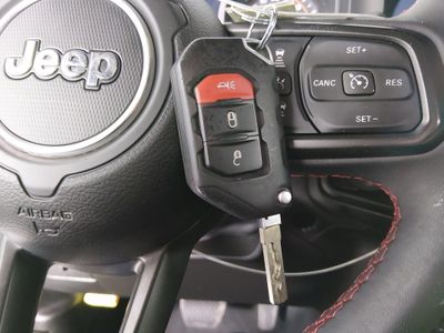 2024 Jeep Wrangler - Photo 15