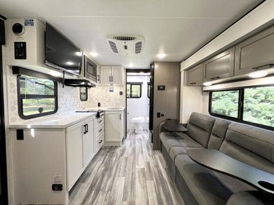 2025 Jayco Jay Feather Air - Photo 3