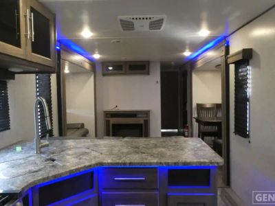 2022 Crossroads RV Zinger - Photo 6
