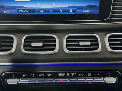 2025 Mercedes-Benz GLS - Photo 14