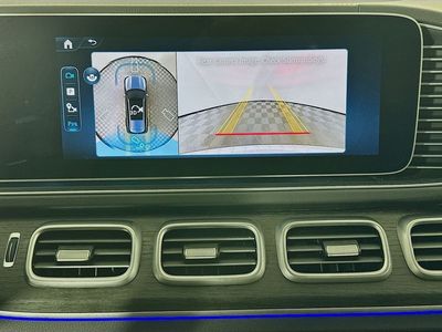 2025 Mercedes-Benz GLS - Photo 12