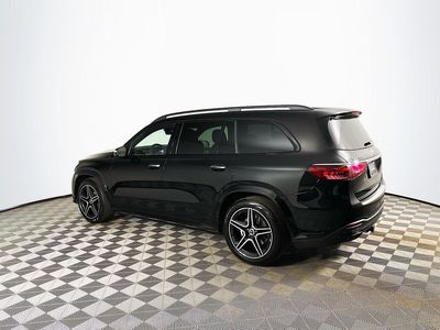 2025 Mercedes-Benz GLS - Photo 4