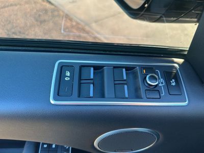 2015 Land Rover Range Rover - Photo 21