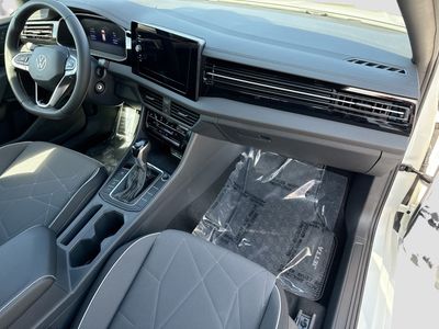 2026 Volkswagen Jetta - Photo 14