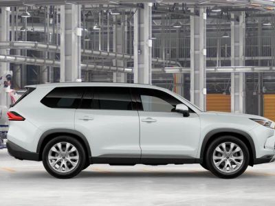 2026 Toyota Grand Highlander Hybrid - Photo 12