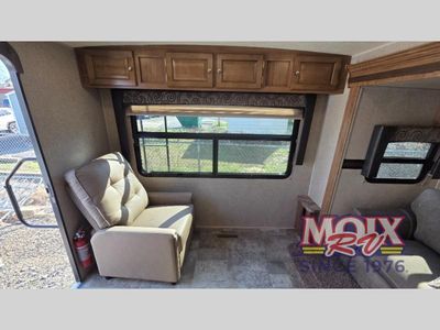 2018 Forest River RV Flagstaff Super Lite - Photo 5