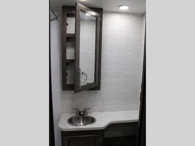 2025 Jayco Redhawk SE - Photo 14