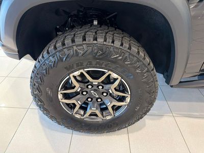 2026 Chevrolet Colorado — photo 8 view