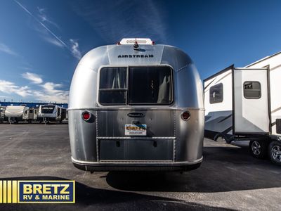 2019 Airstream Bambi — engine compartment view