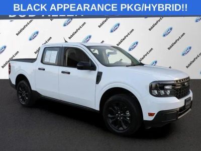 2024 Ford Maverick XLT in Oxford White — front three-quarter view