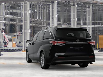 2026 Toyota Sienna — photo 7 view