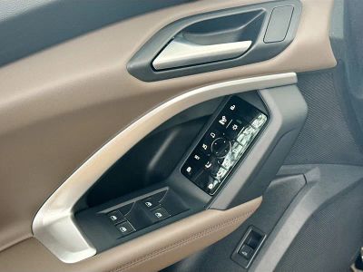 2025 Audi Q5 Sportback — photo 21 view