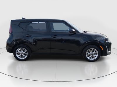 2024 Kia Soul — photo 8 view
