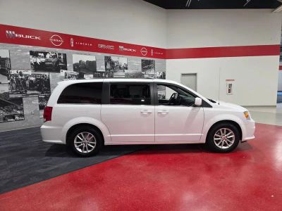 2020 Dodge Grand Caravan — side profile view