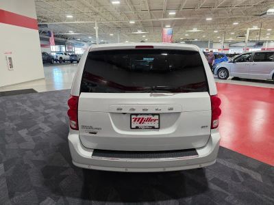 2020 Dodge Grand Caravan — interior view