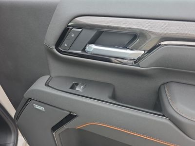 2026 GMC Sierra 2500HD — photo 21 view