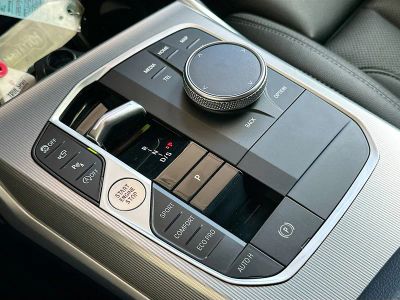 2024 BMW 4 Series — photo 17 view