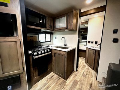 2023 Venture RV Sonic - Photo 9