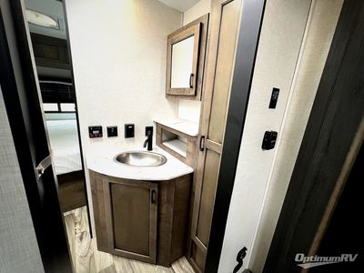 2023 Venture RV Sonic - Photo 15