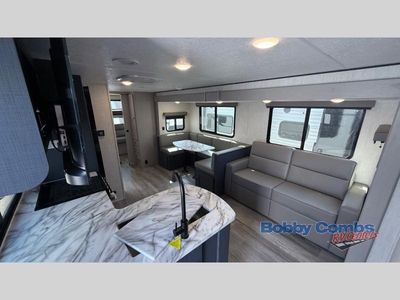 2026 Coachmen RV Apex Ultra-Lite - Photo 8