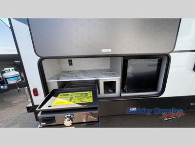 2026 Coachmen RV Apex Ultra-Lite - Photo 15